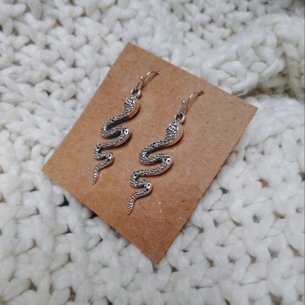 2 for 25$ Silver Snake Earrings